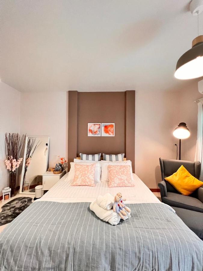 Por Poshtel Kanchanaburi Esterno foto