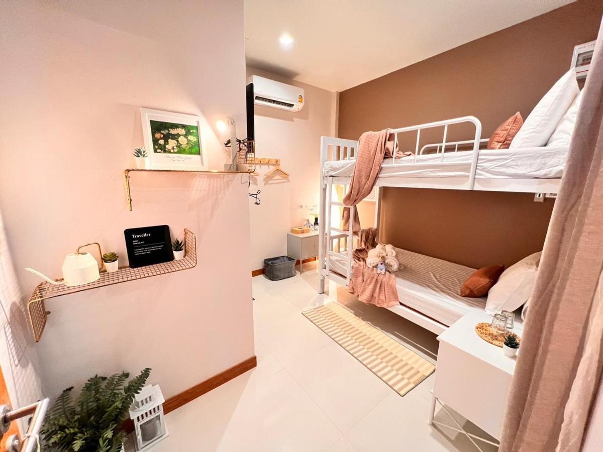 Por Poshtel Kanchanaburi Esterno foto