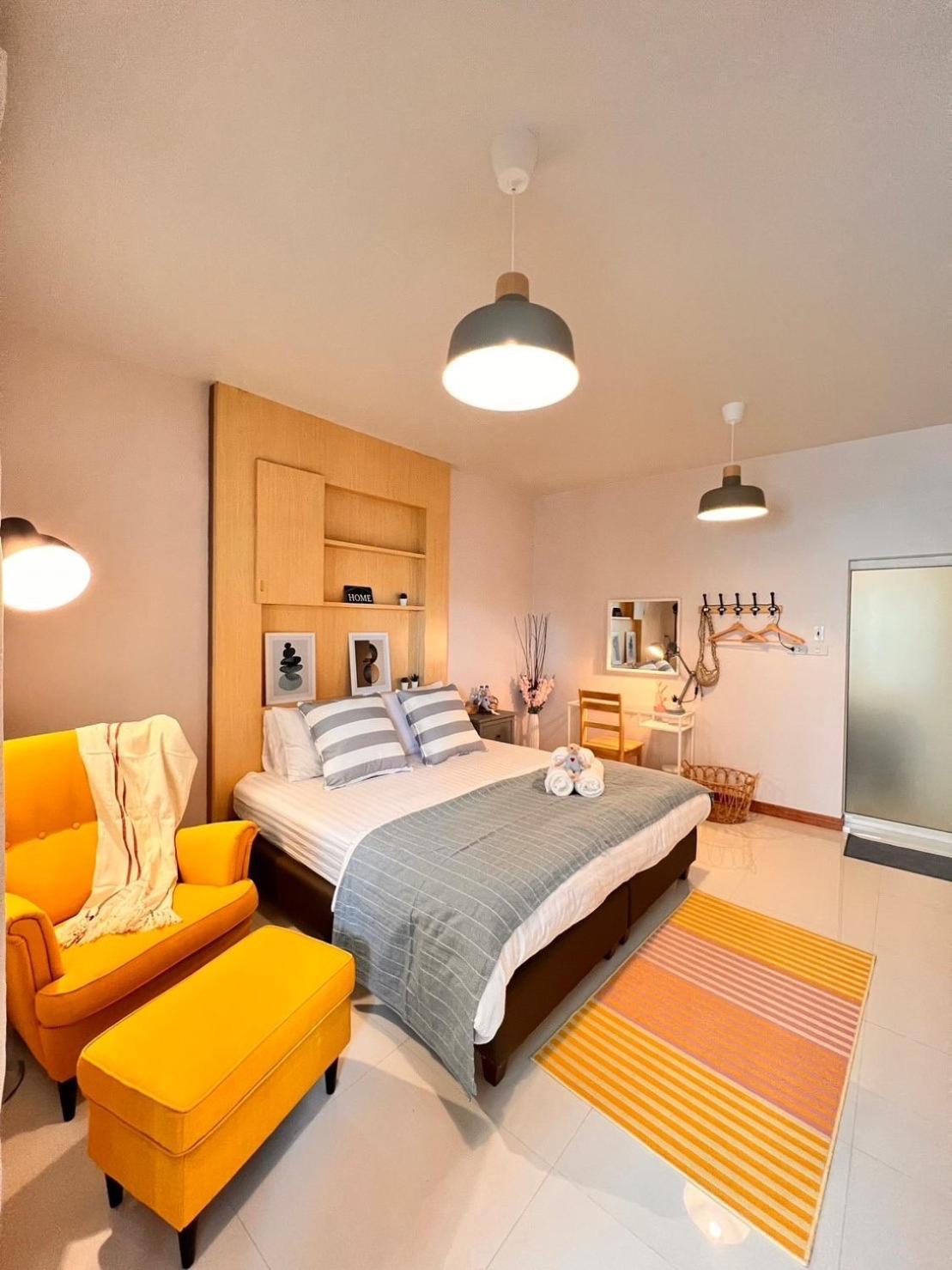 Por Poshtel Kanchanaburi Esterno foto